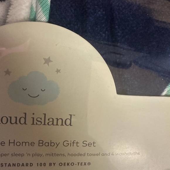 NEW CLOUD ISLAND 9-Piece WELCOME HOME BABY GIFT SET  FOR NEWBORNS 0-3 MO - Picture 6 of 10